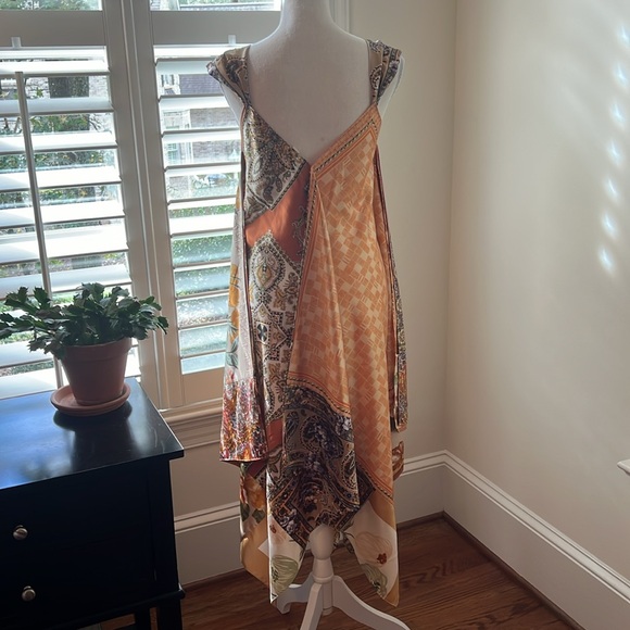 Sebou Scarf Printed Dress - Picture 4 of 8
